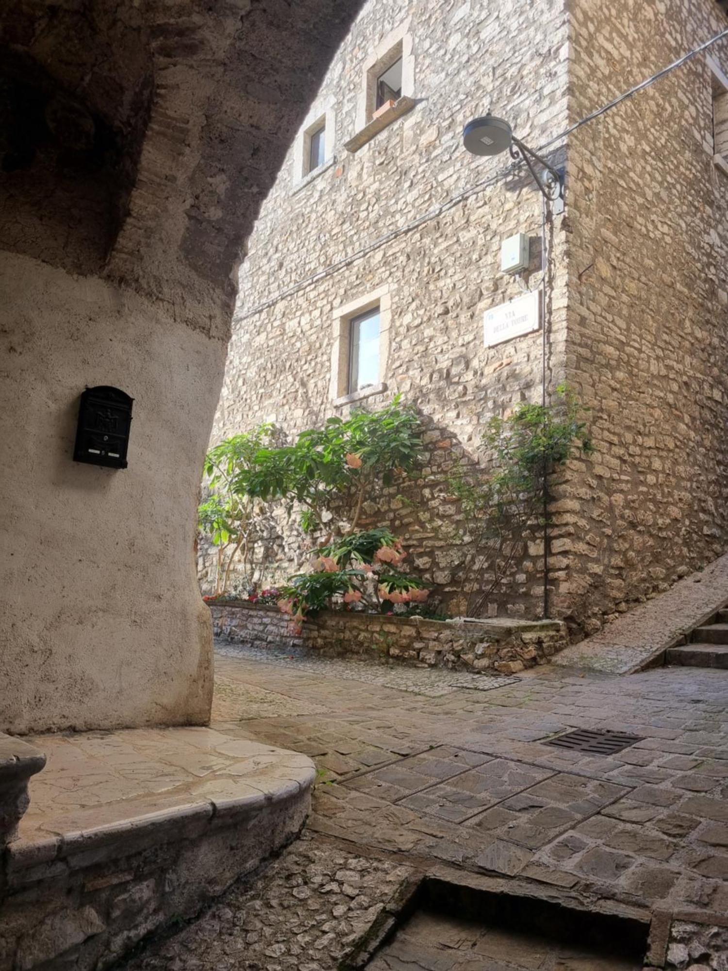 Cuore Del Castello Arrone Екстер'єр фото